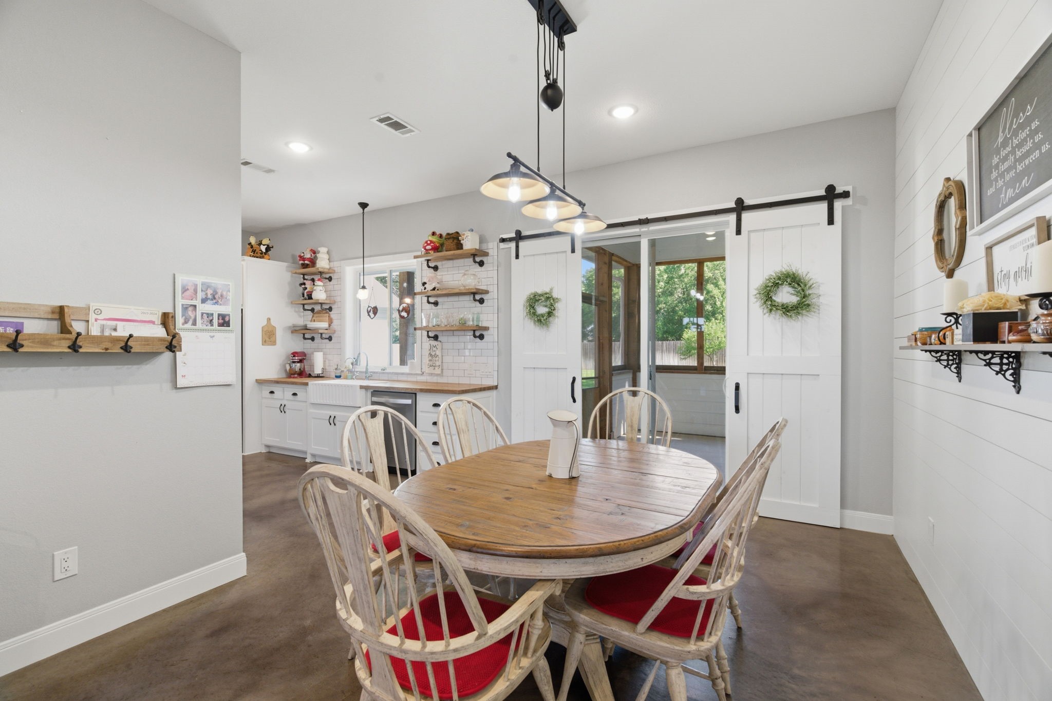 300 Mockingbird Lane Springtown TX 76082