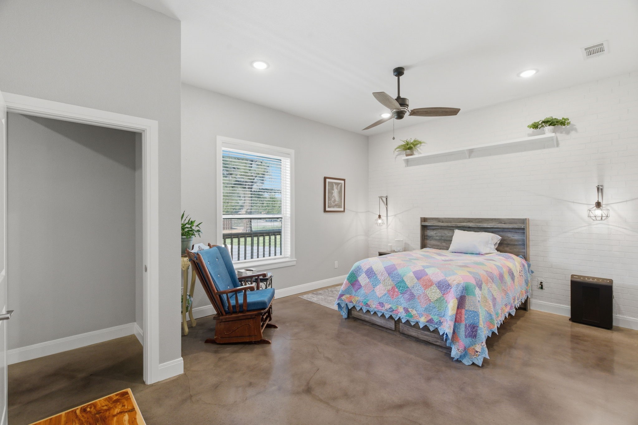 300 Mockingbird Lane Springtown TX 76082