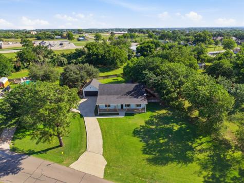 300 Mockingbird Lane Springtown TX 76082