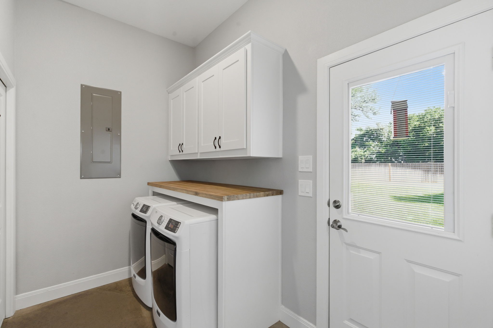300 Mockingbird Lane Springtown TX 76082
