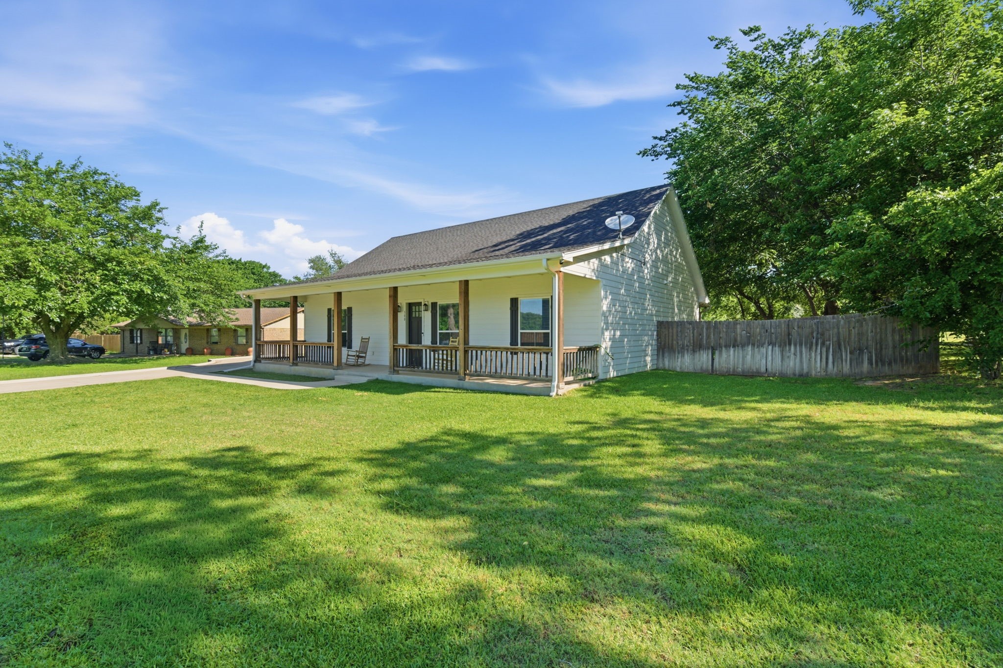 300 Mockingbird Lane Springtown TX 76082