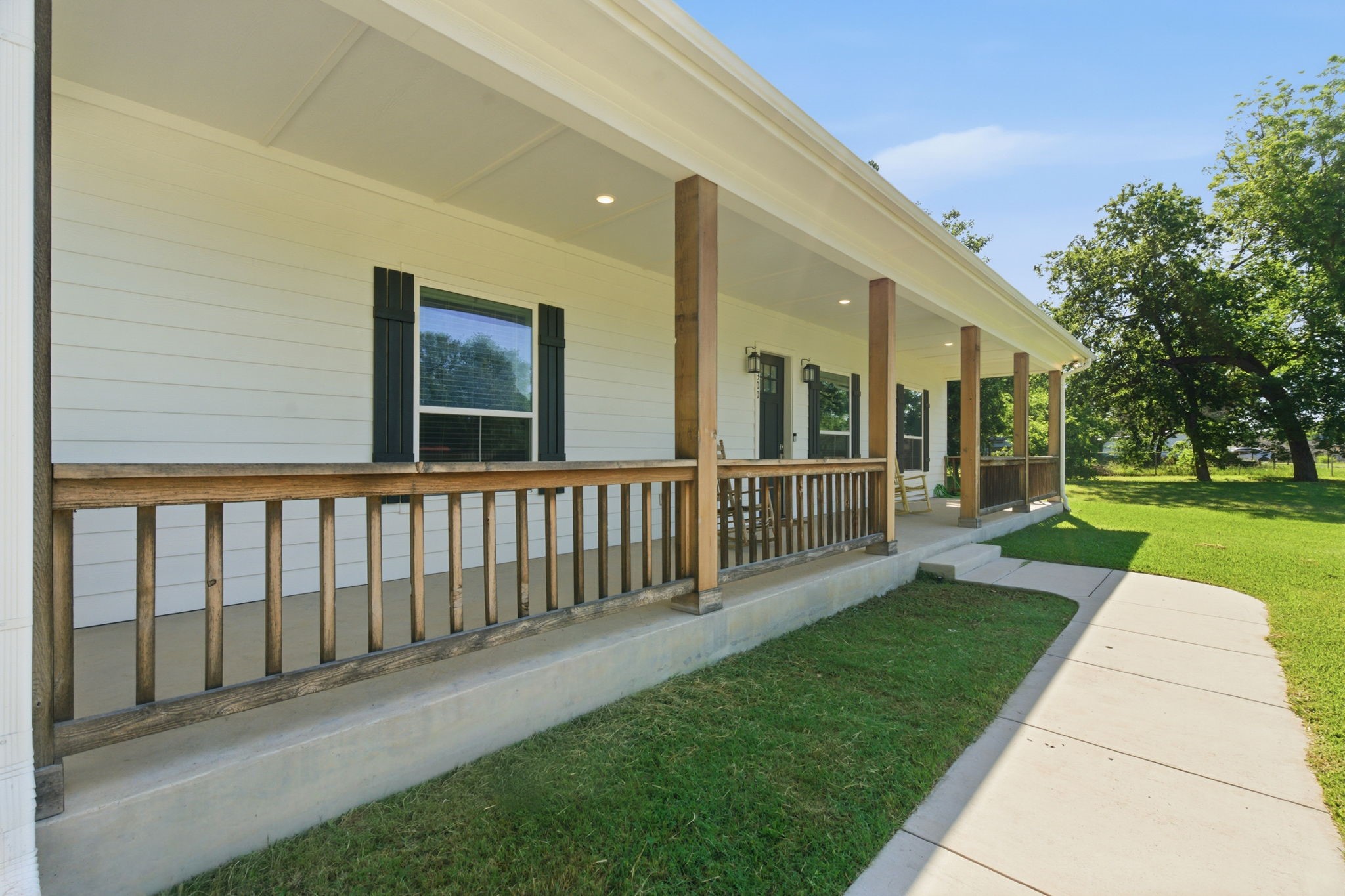 300 Mockingbird Lane Springtown TX 76082