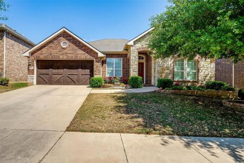 2403 Mesa Glen Drive Arlington TX 76001
