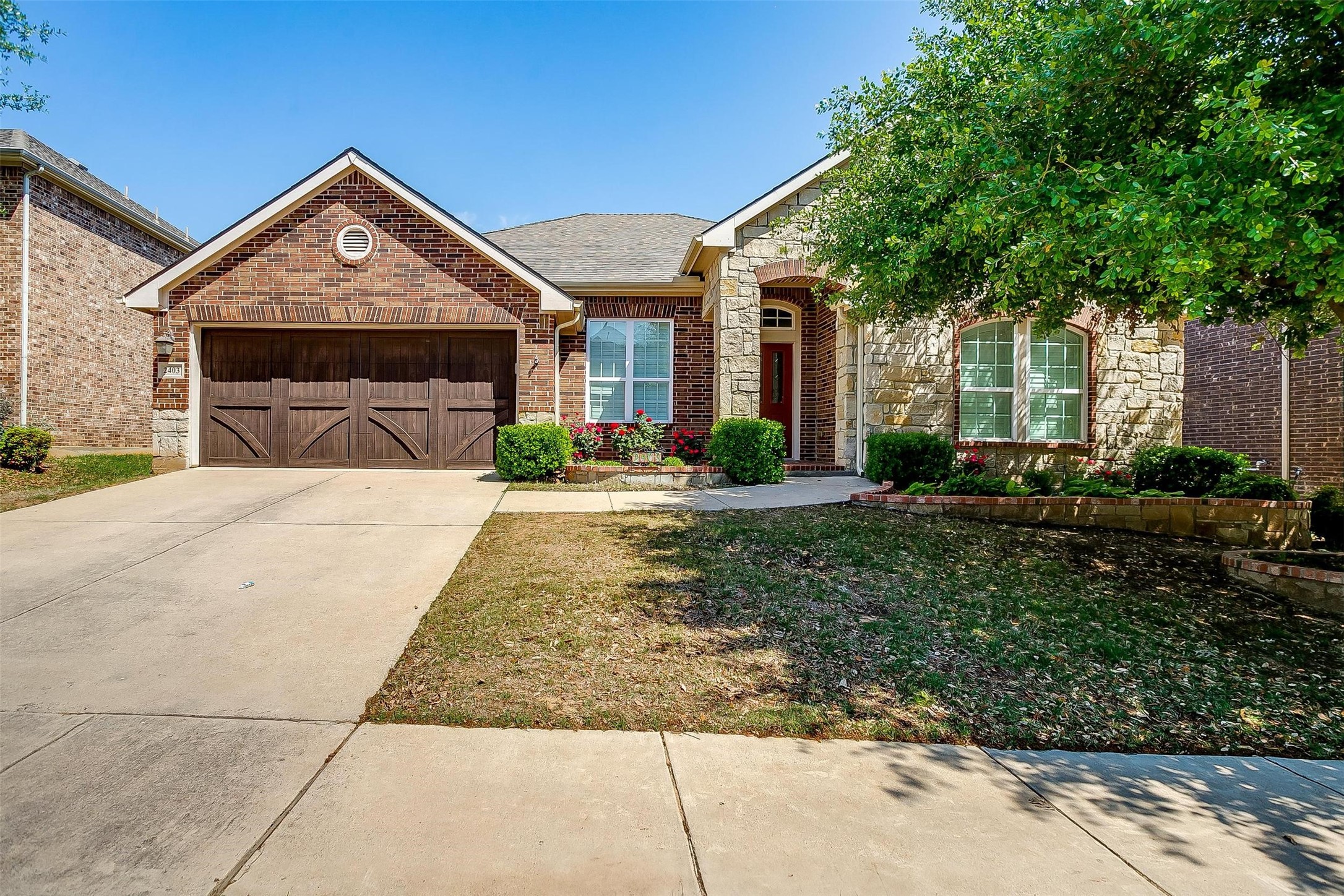 2403 Mesa Glen Drive Arlington TX 76001