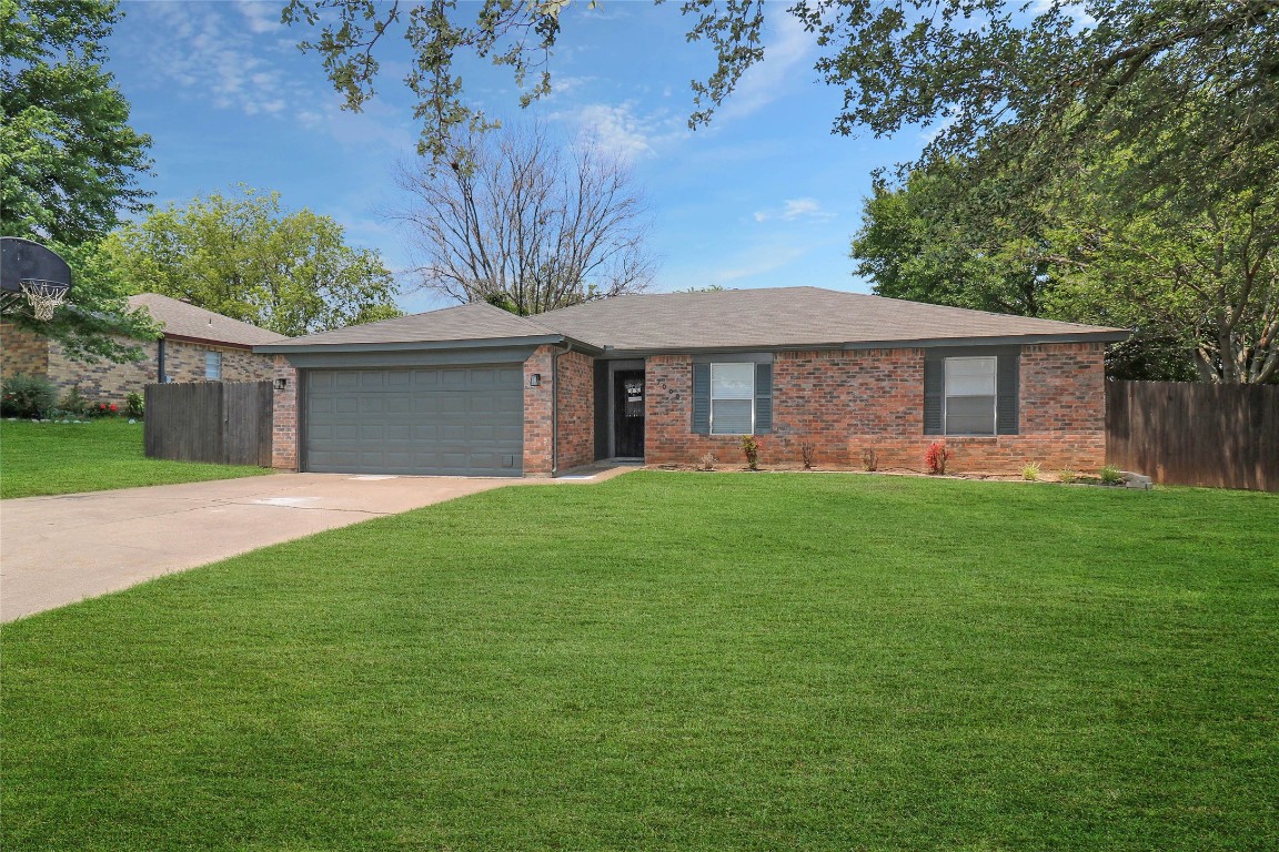 7008 Hanging Cliff Place North Richland Hills TX 76182