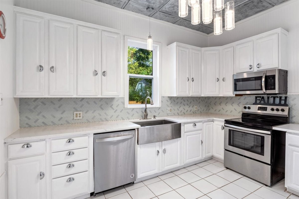 1123 W Gandy Street Denison TX 75020