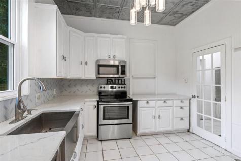 1123 W Gandy Street Denison TX 75020