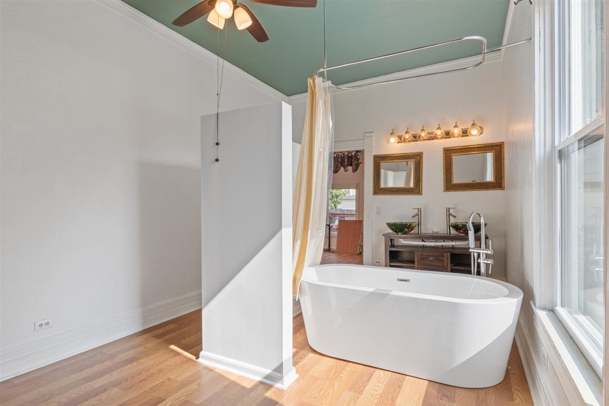 1123 W Gandy Street Denison TX 75020