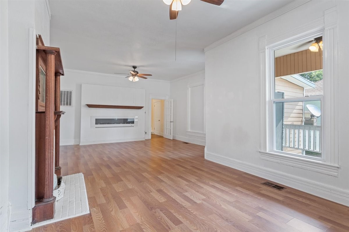 1123 W Gandy Street Denison TX 75020