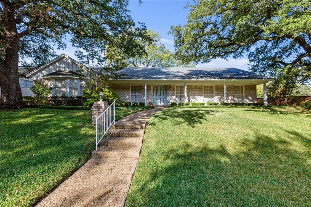 2637 Woodmont Circle Waco TX 76710