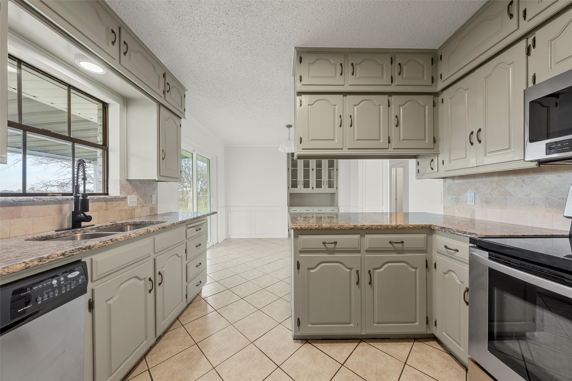 608 S Colorado Street Whitney TX 76692