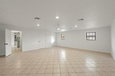 608 S Colorado Street Whitney TX 76692