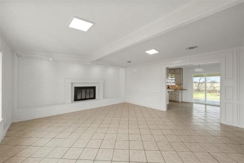 608 S Colorado Street Whitney TX 76692