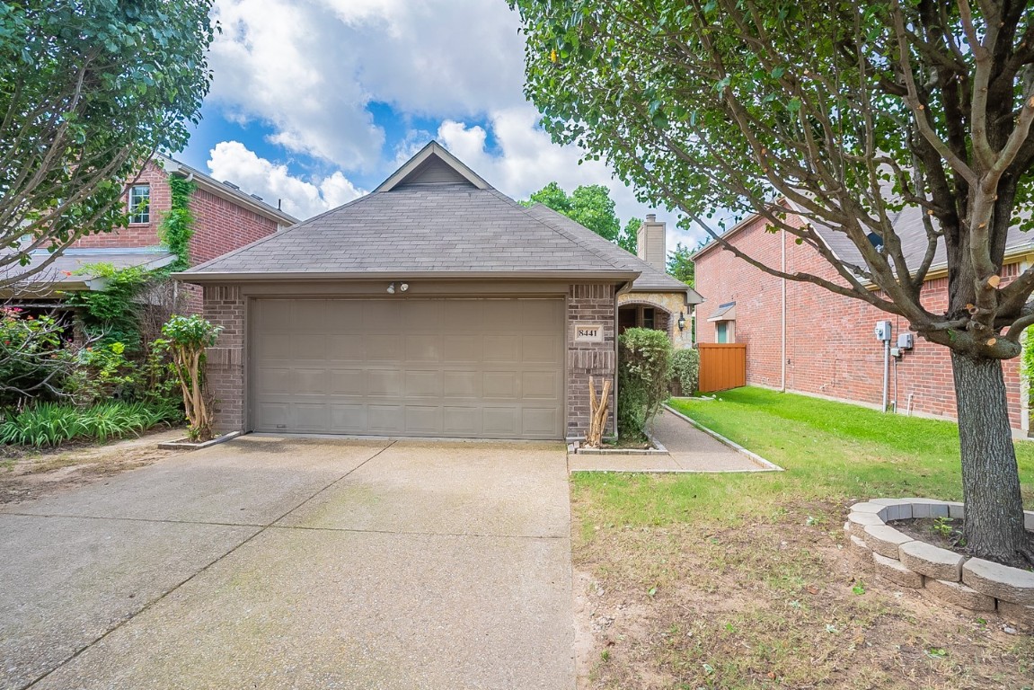 8441 Timberbrook Lane Dallas TX 75249