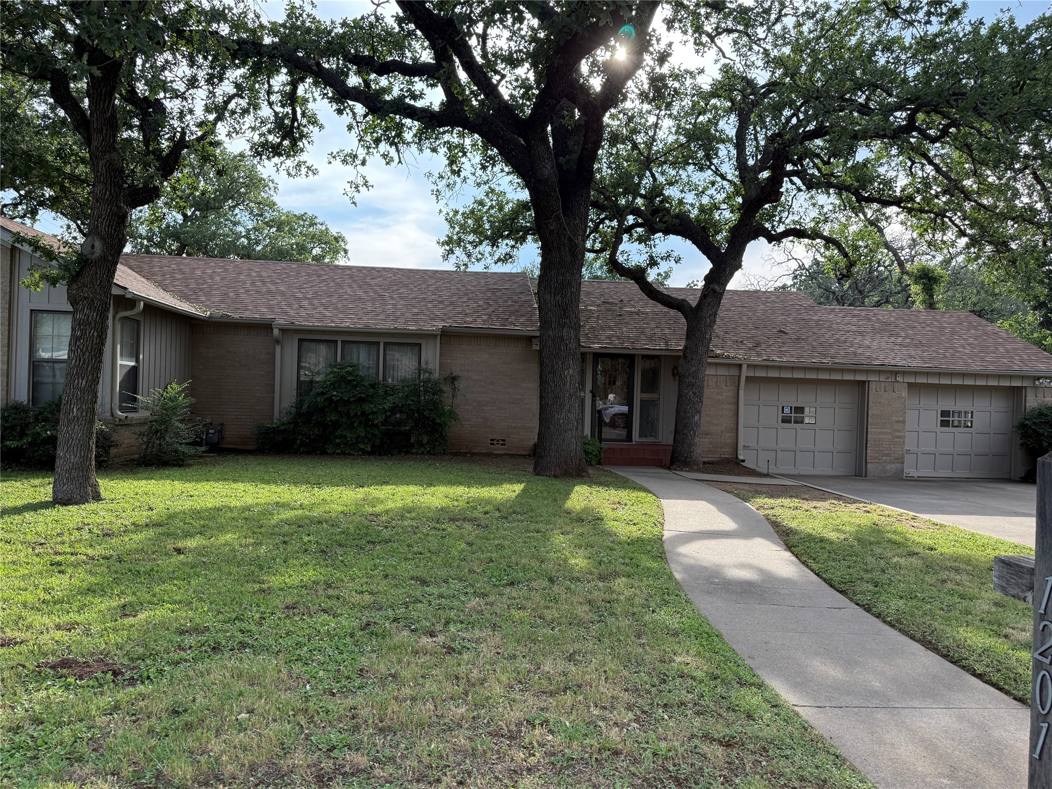 1201 NW 7th Avenue Mineral Wells TX 76067