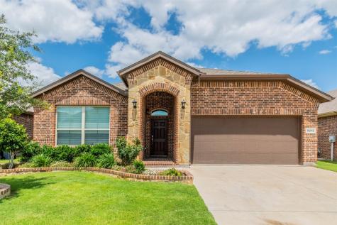 9212 Bronze Meadow Drive Fort Worth TX 76131