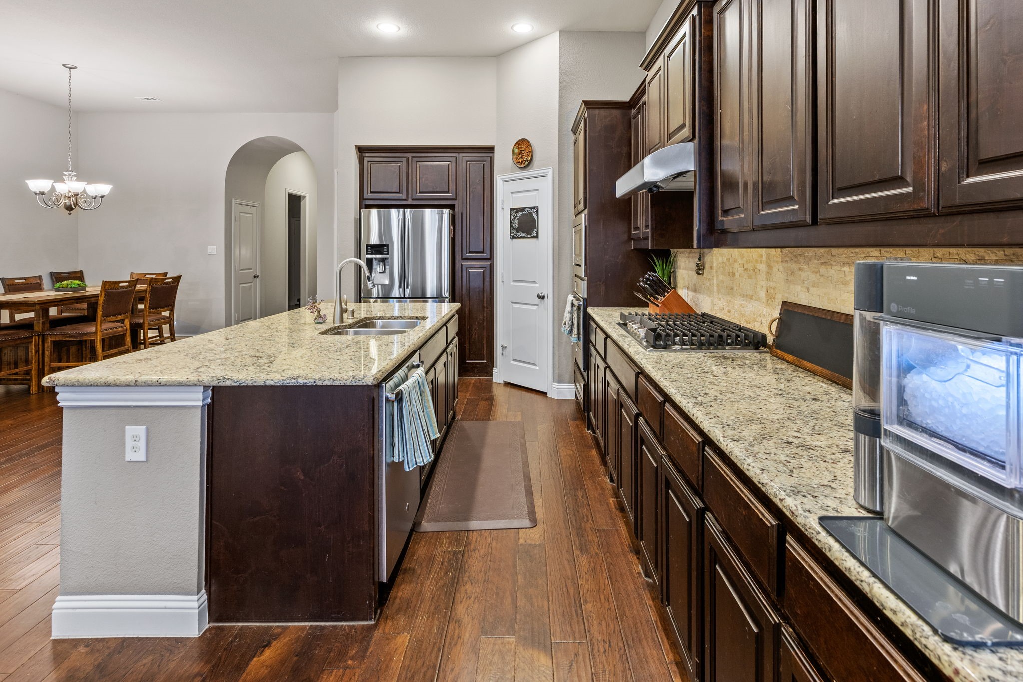 1512 8th Street Argyle TX 76226