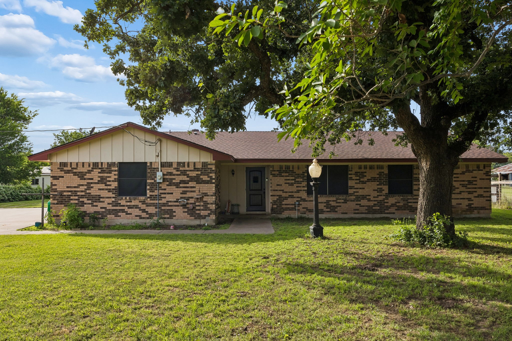 210 Lanier Road Combine TX 75159