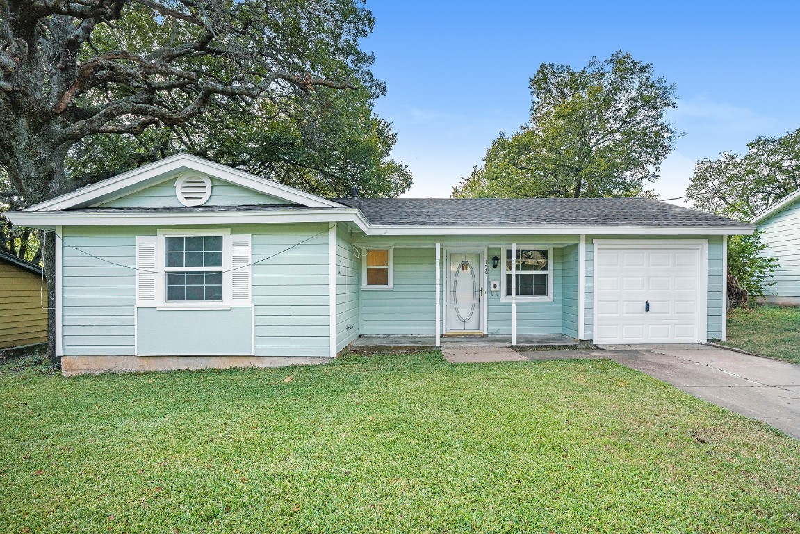 1023 W Oak Street Weatherford TX 76086