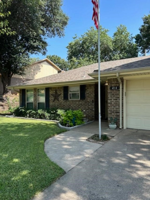 414 Oakview Drive Grand Prairie TX 75050