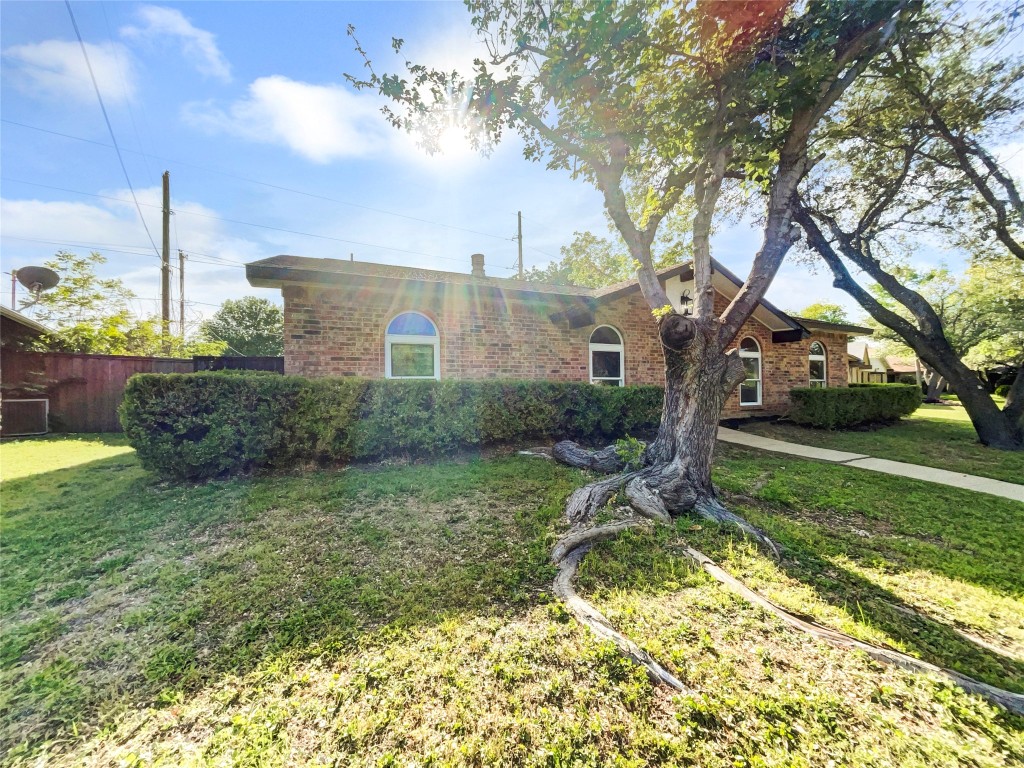 3421 S Elm Drive Grand Prairie TX 75052