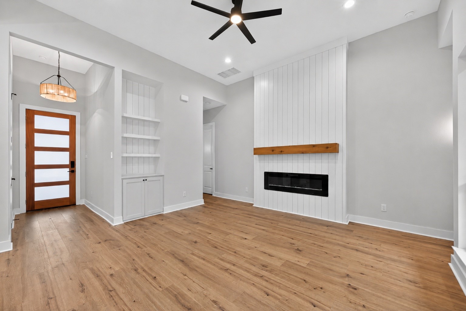 4323 Metropolitan Avenue Dallas TX 75210