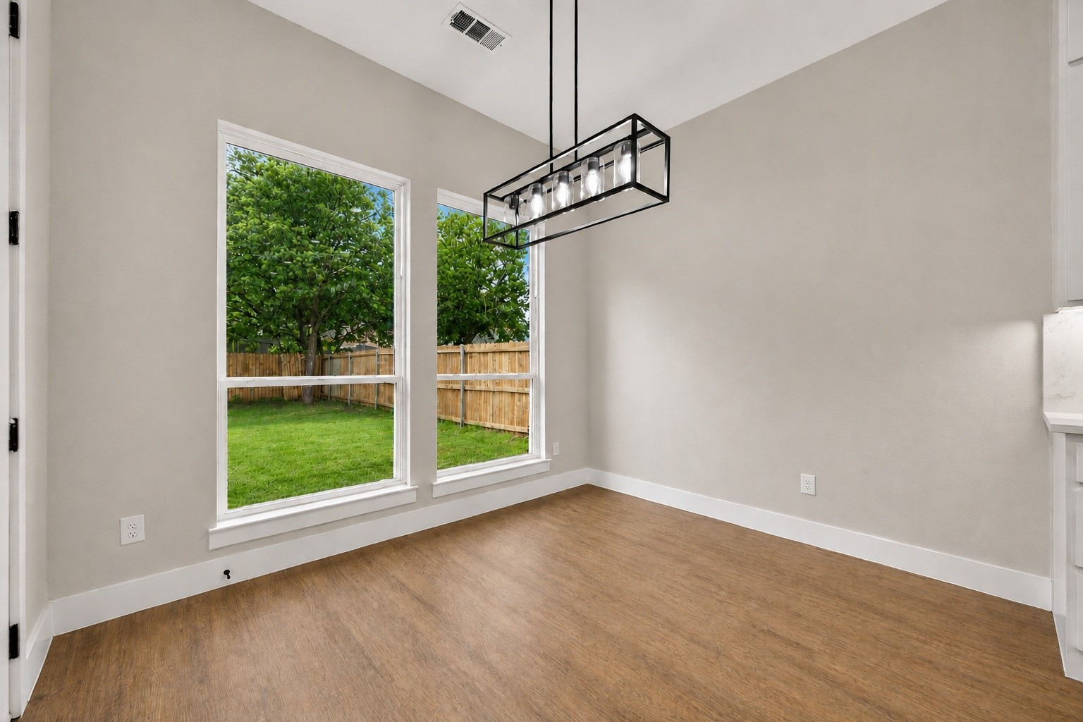 4323 Metropolitan Avenue Dallas TX 75210
