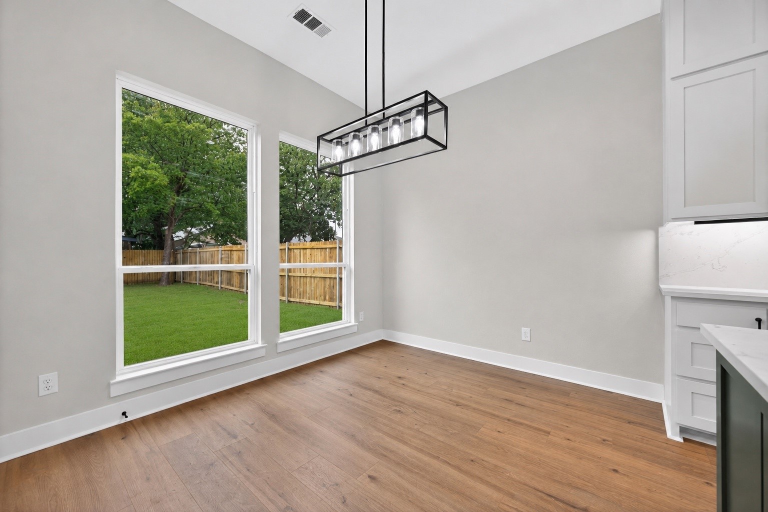4323 Metropolitan Avenue Dallas TX 75210