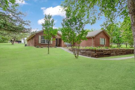 289 Cates Road Van Alstyne TX 75495