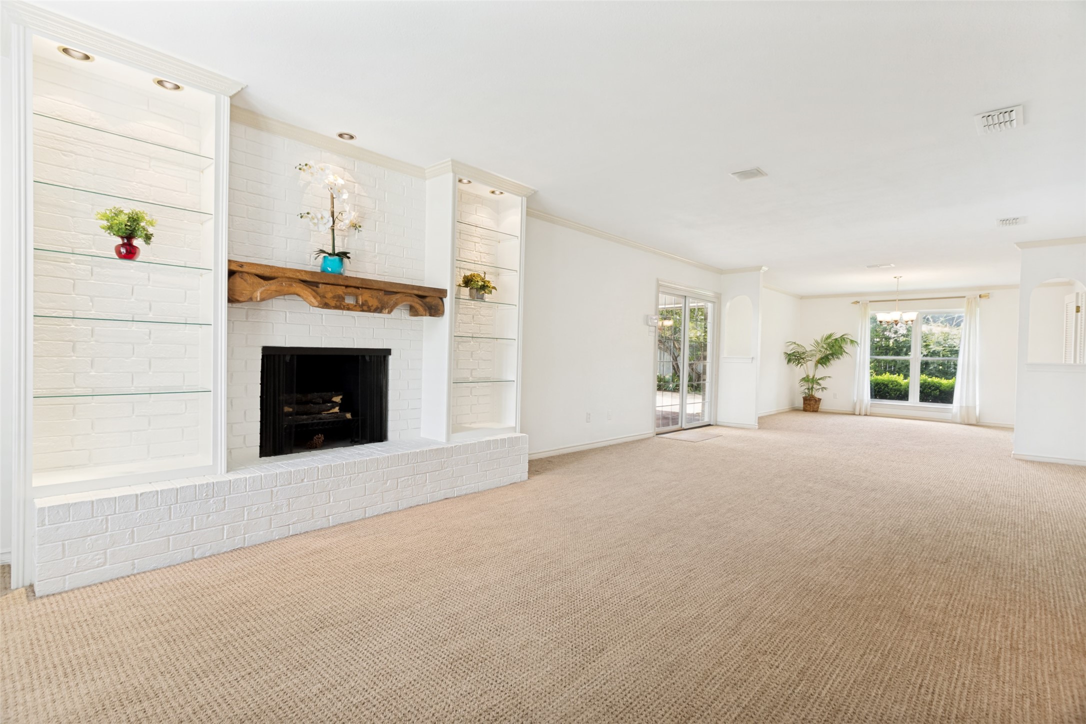 4128 Coral Circle Benbrook TX 76126