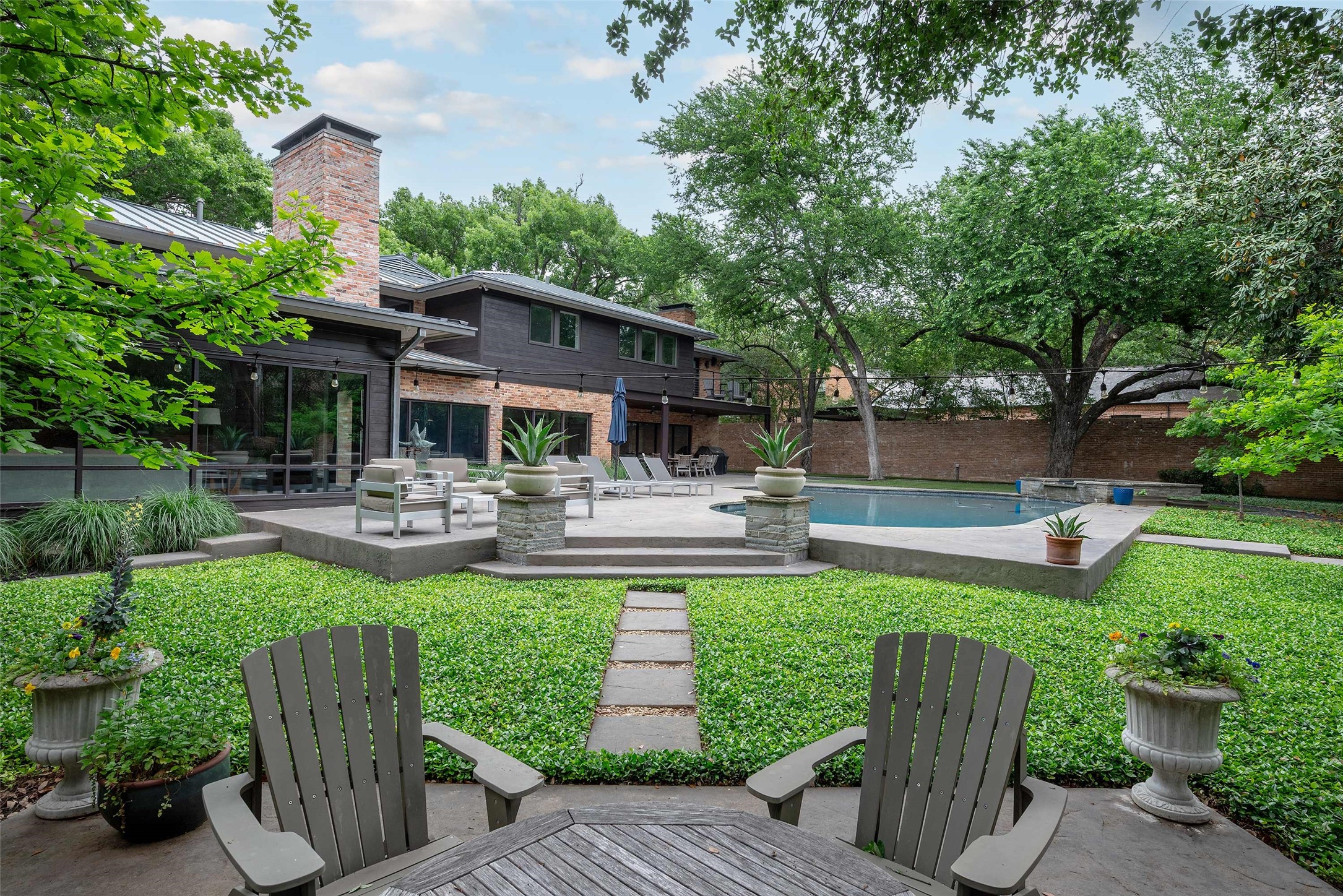 5356 Drane Drive Dallas TX 75209