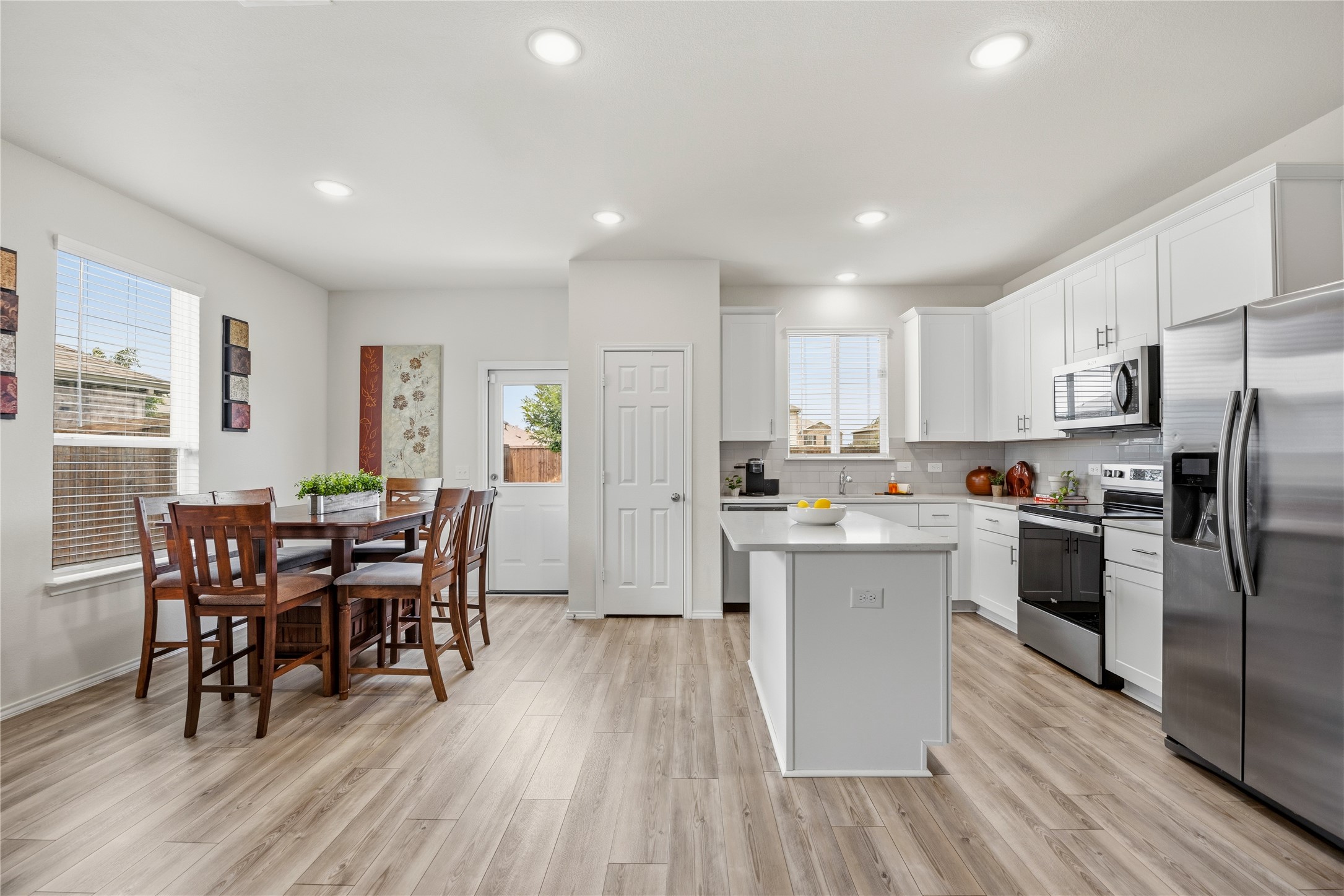 1145 Vernon Drive Aubrey TX 76227