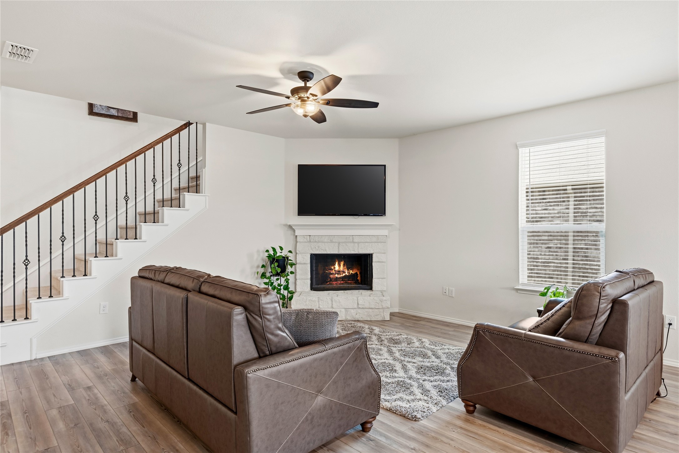 1145 Vernon Drive Aubrey TX 76227