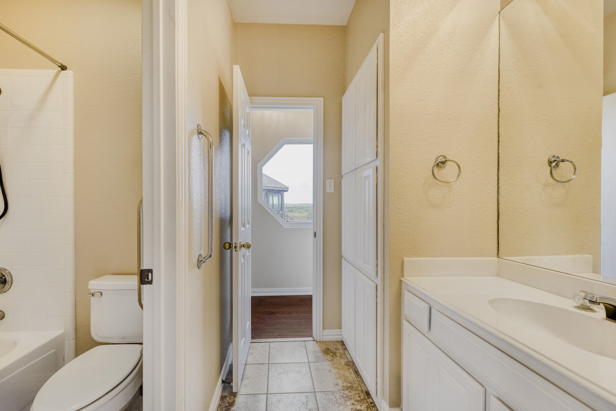 11440 Northview Drive Fort Worth TX 76008