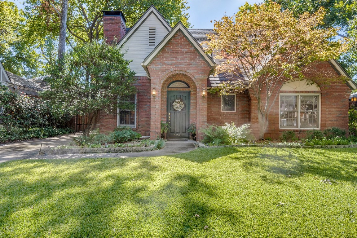 5230 Merrimac Avenue Dallas TX 75206