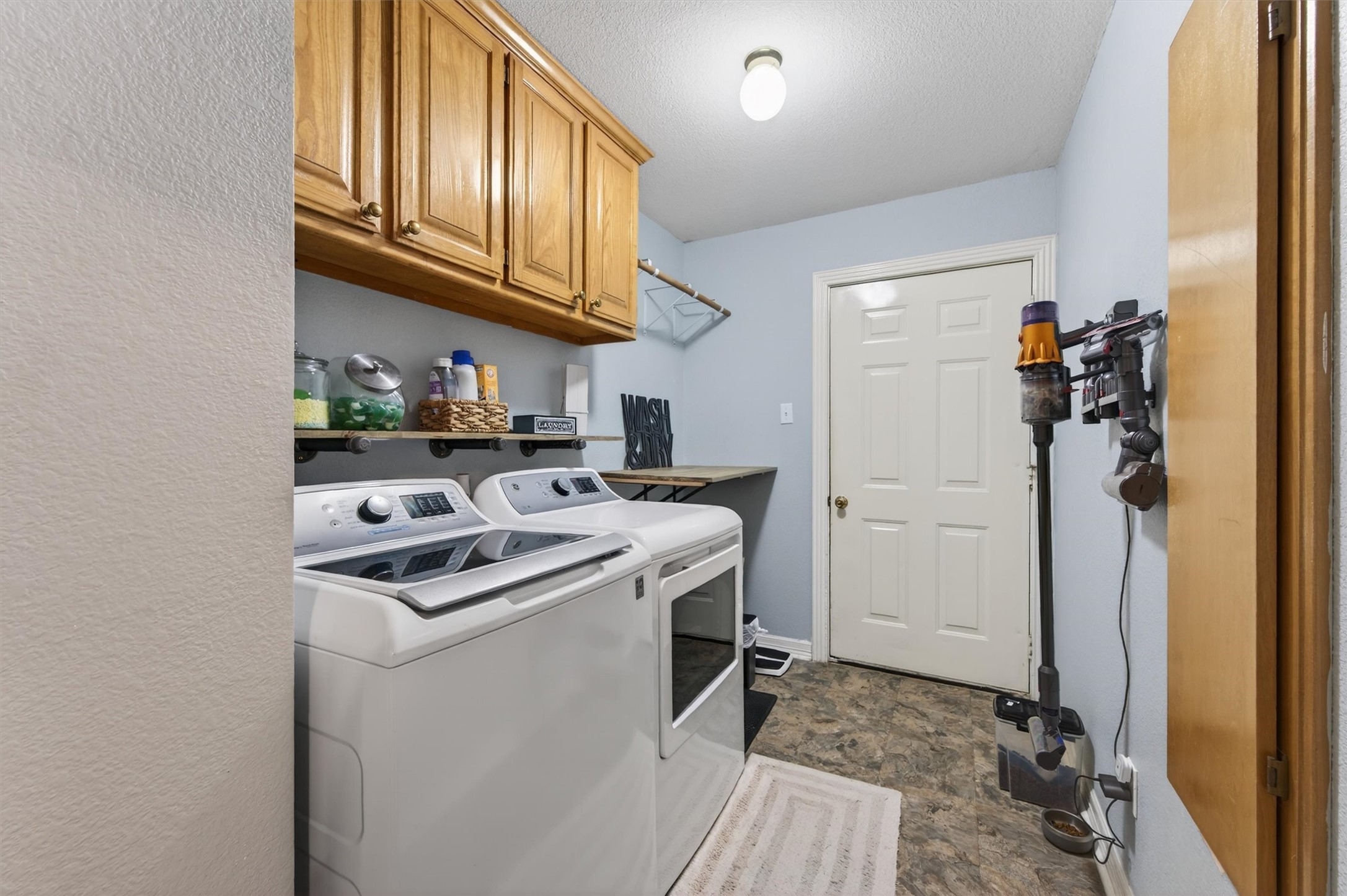 207 Gayle Circle Bells TX 75414