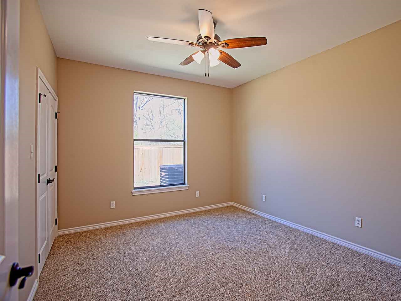 111 Oak Street Emory TX 75440