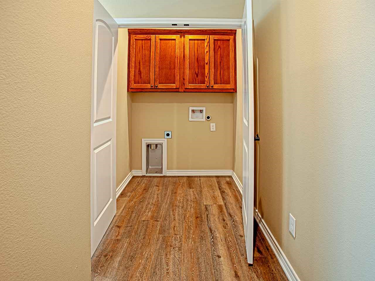 111 Oak Street Emory TX 75440