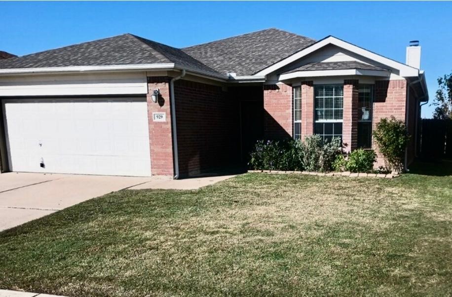 929 Buffalo Springs Drive Fort Worth TX 76140