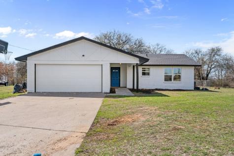 105 Lori Drive Mineral Wells TX 76067