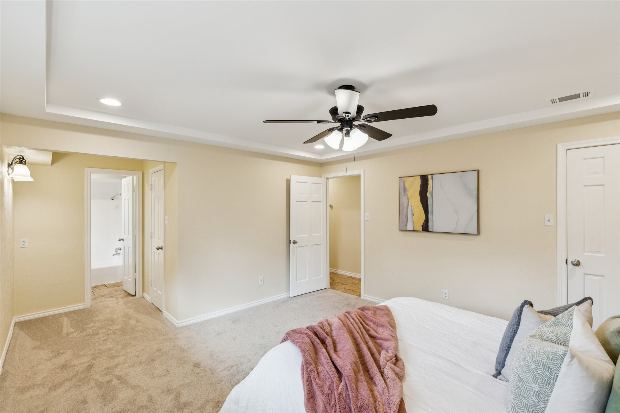 133 N Crestwood Boulevard Desoto TX 75115