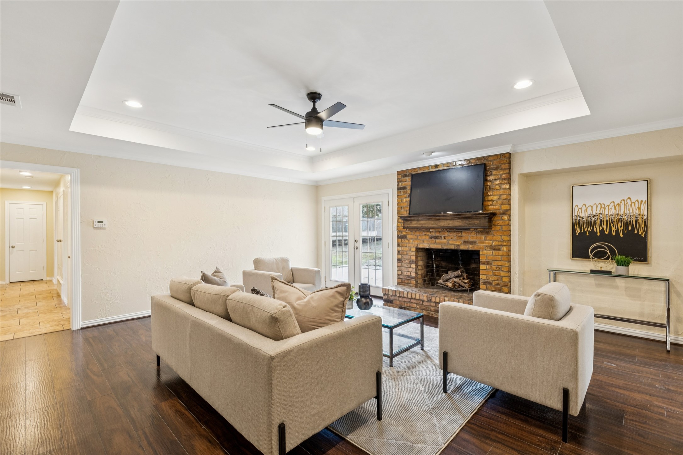 133 N Crestwood Boulevard Desoto TX 75115