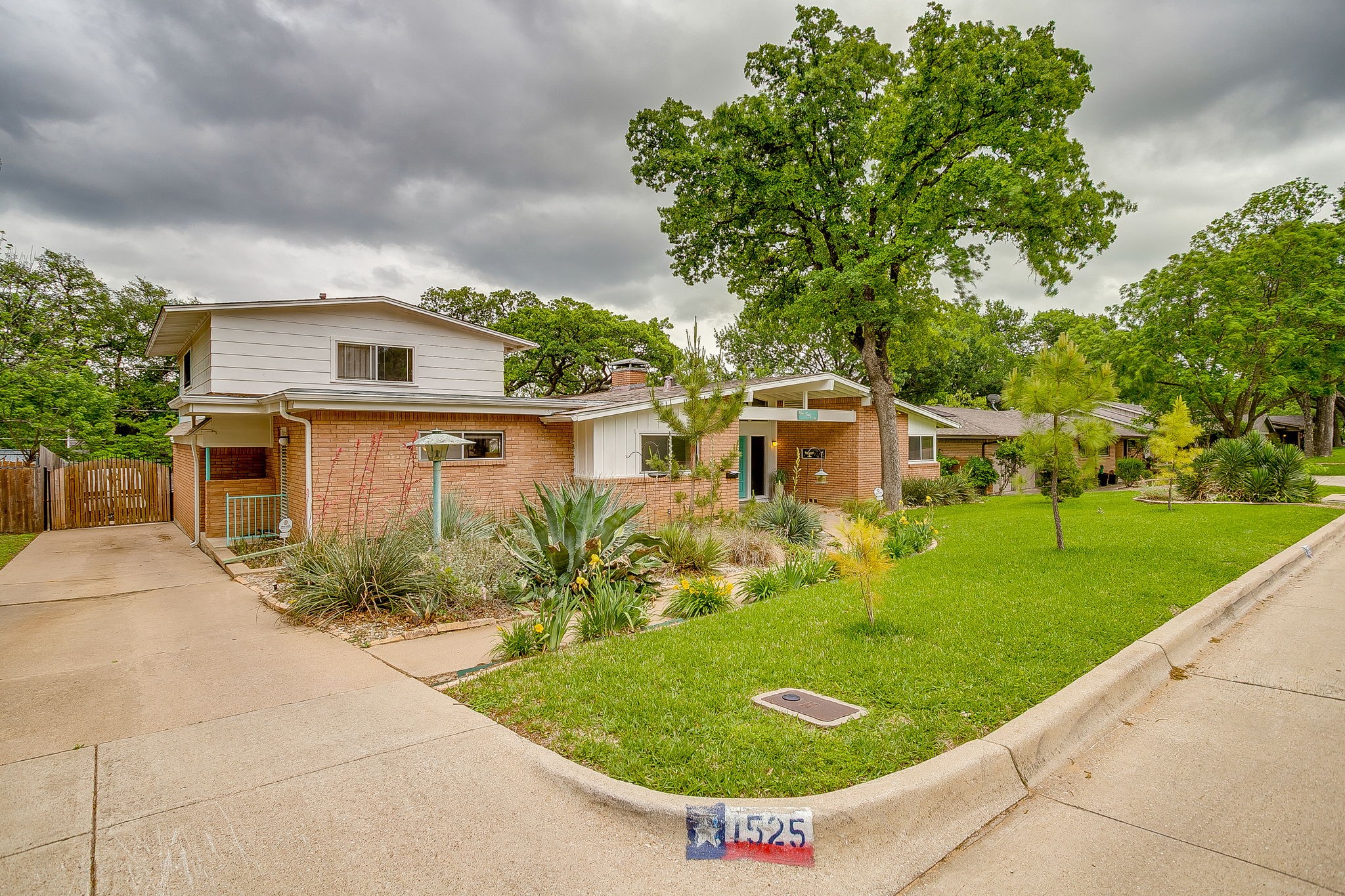 1525 Jenson Road Fort Worth TX 76112