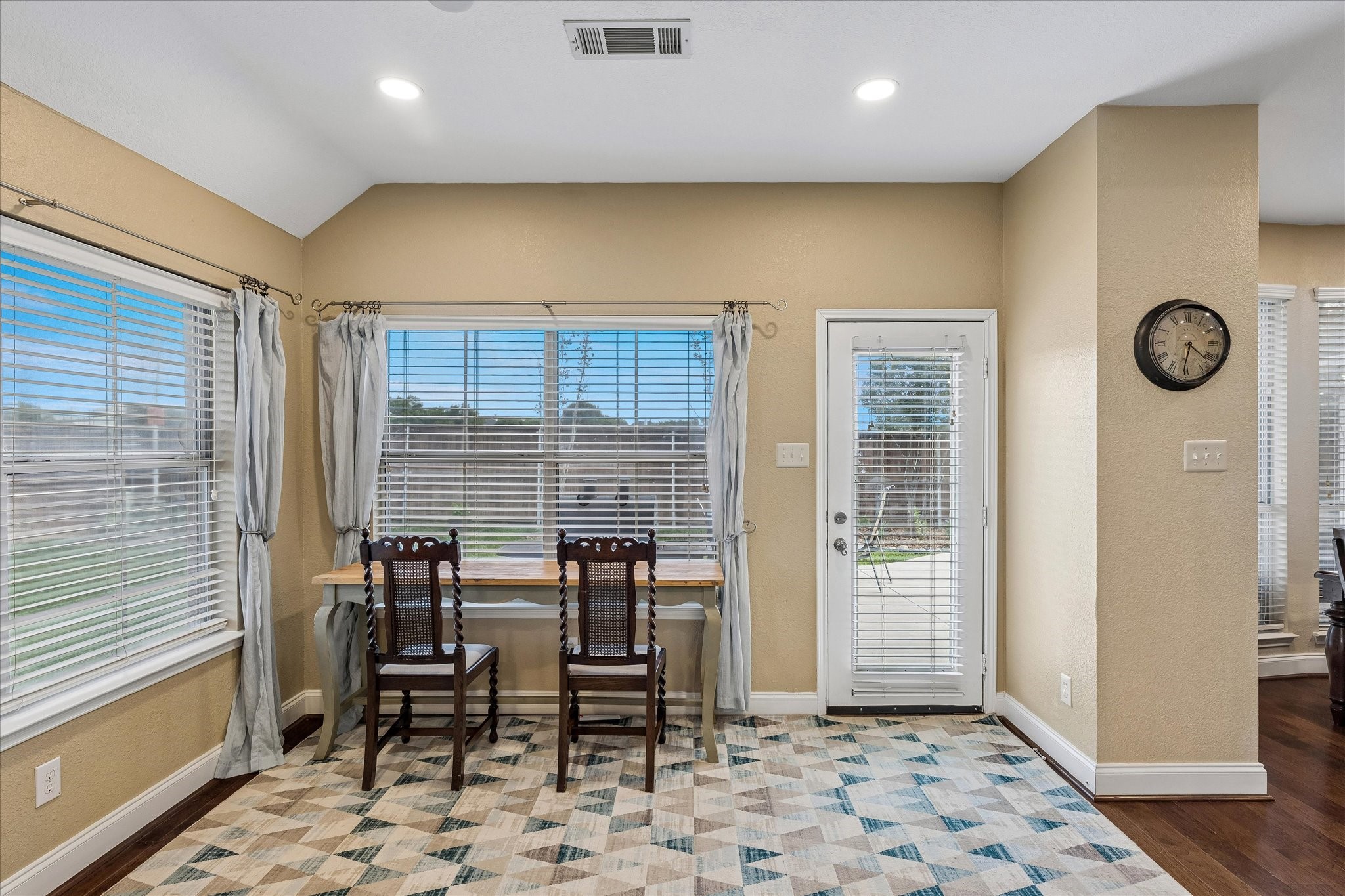 6701 Briarwood Drive Fort Worth TX 76132