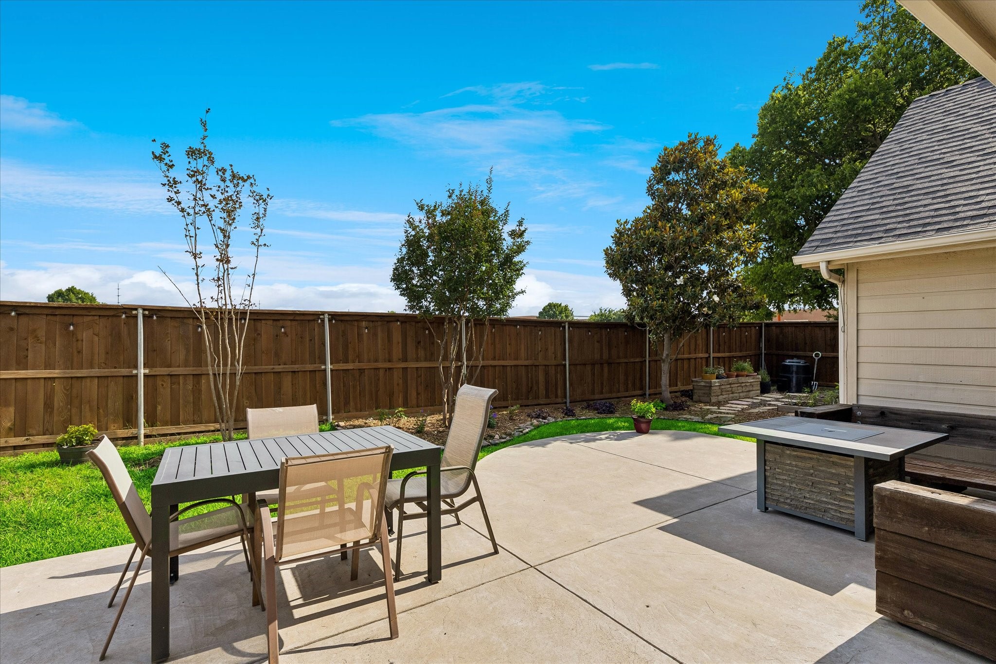 6701 Briarwood Drive Fort Worth TX 76132