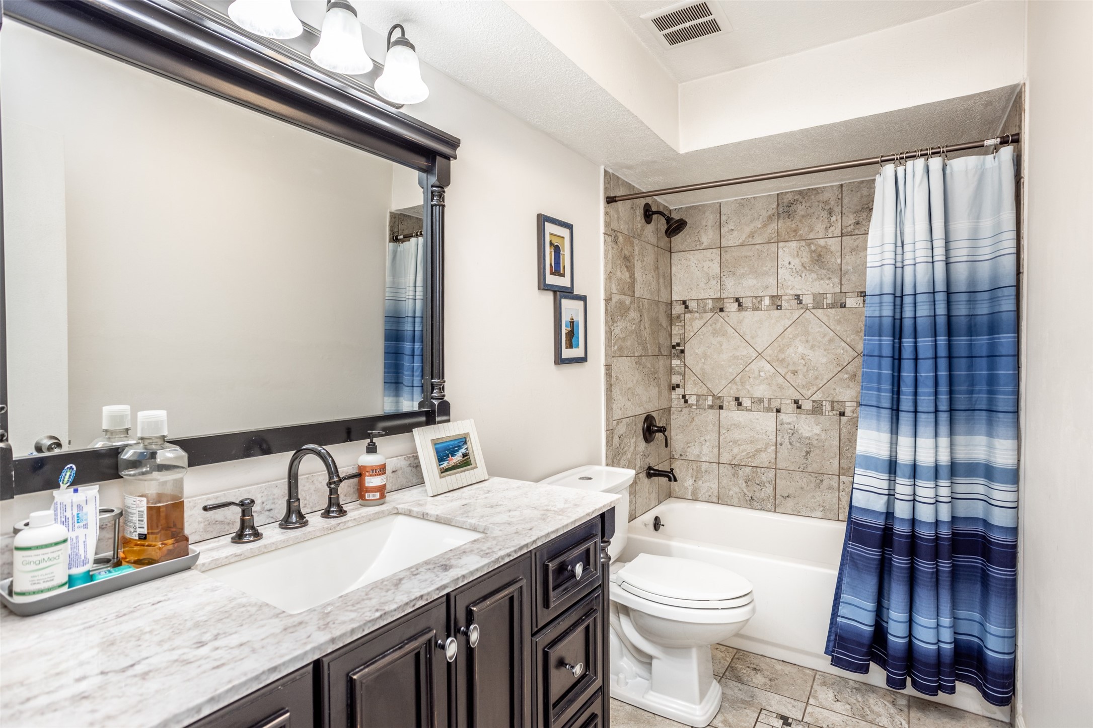 2005 Brentwood Street Gainesville TX 76240