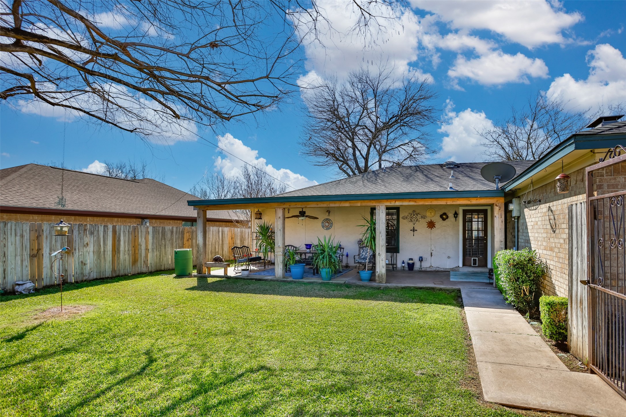 2005 Brentwood Street Gainesville TX 76240
