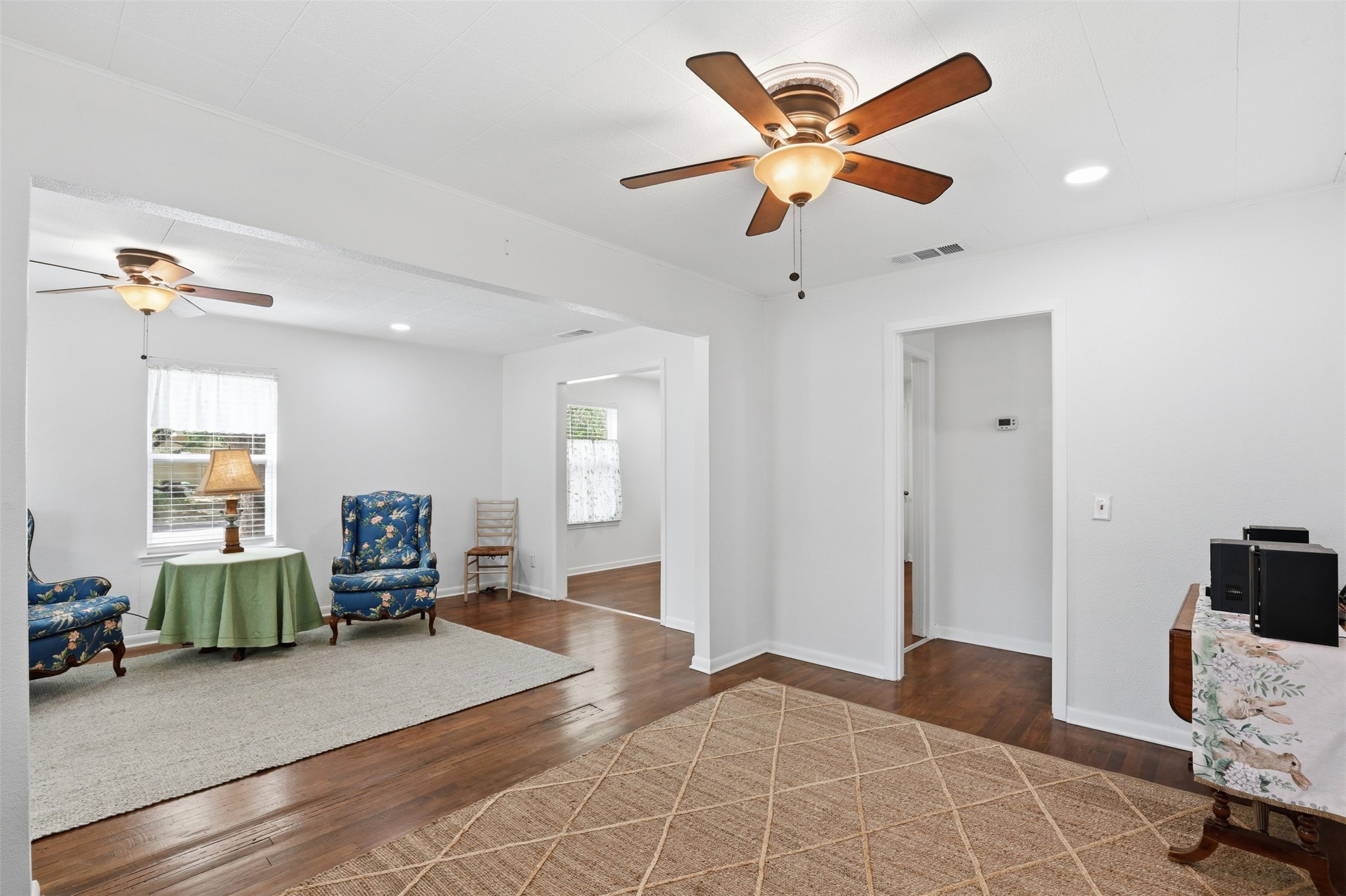 320 W Rucker Street Granbury TX 76048
