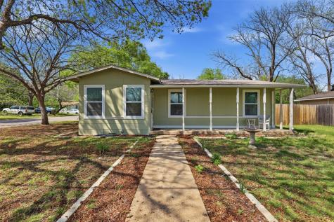 320 W Rucker Street Granbury TX 76048