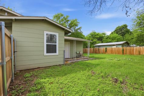 320 W Rucker Street Granbury TX 76048